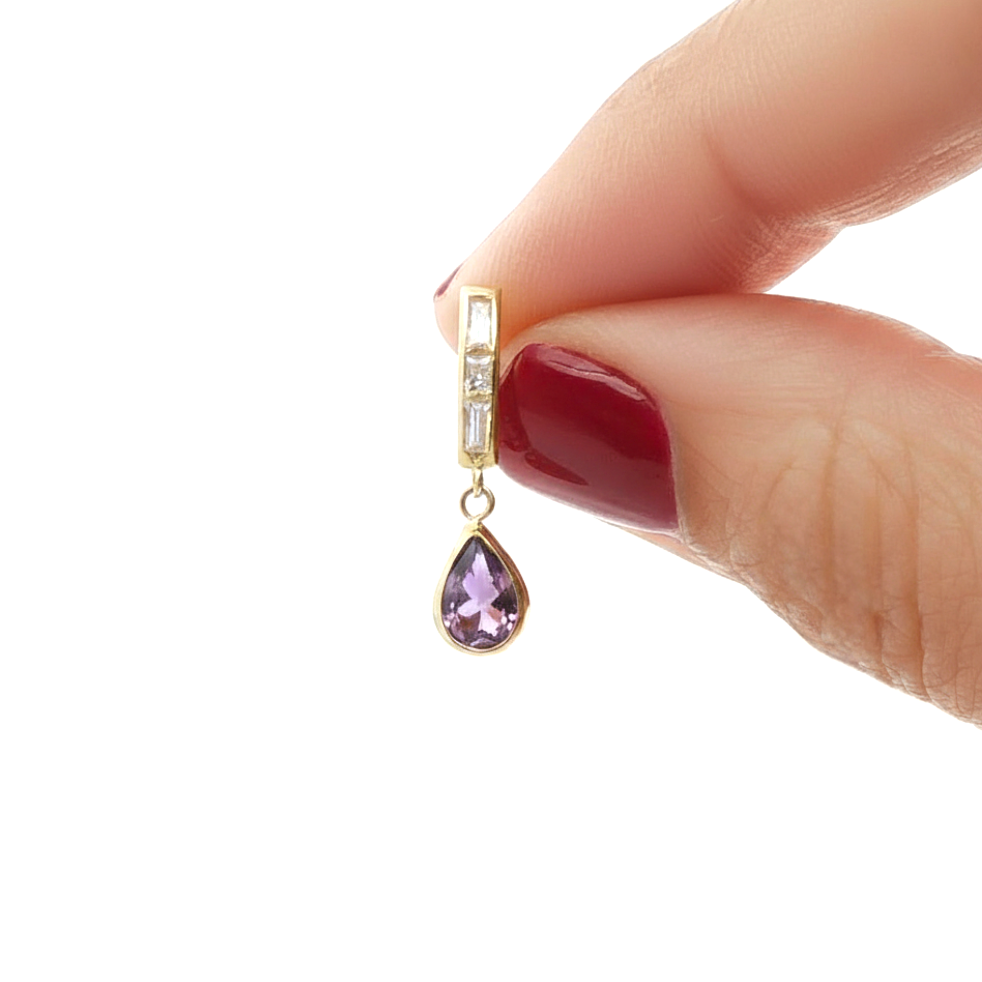 Pendientes de gota de oro amarillo de 14 quilates con piedra morada en forma de pera