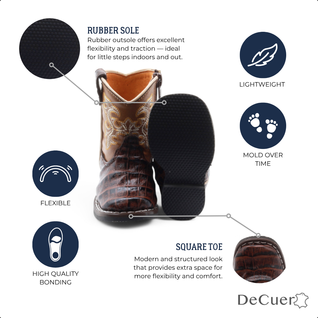 Botas de cuero con estampado de cocodrilo marrón de Logan Baby
